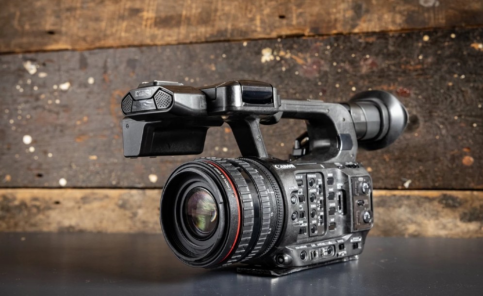 CANON XF605: Μια επαγγελματική βιντεοκάμερα φτιαγμένη για το ρεπορτάζ