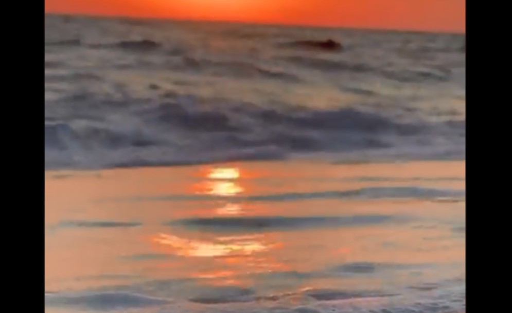 Κάλυμνος- Ηλιοβασίλεμα στη παραλία