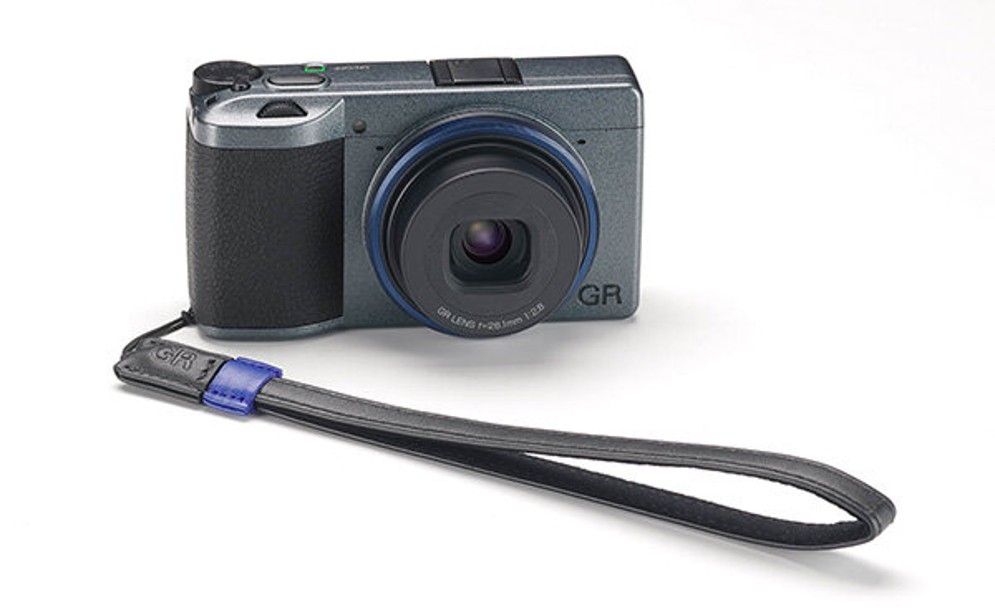 Η Ricoh ανακοίνωσε την κάμερα GR IIIx Urban Edition Special Limited