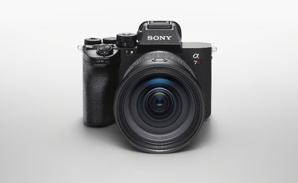 SONY: Η νέα κάμερα Alpha 7R V προσφέρει αυτόματη εστίαση που βασίζεται σε AI